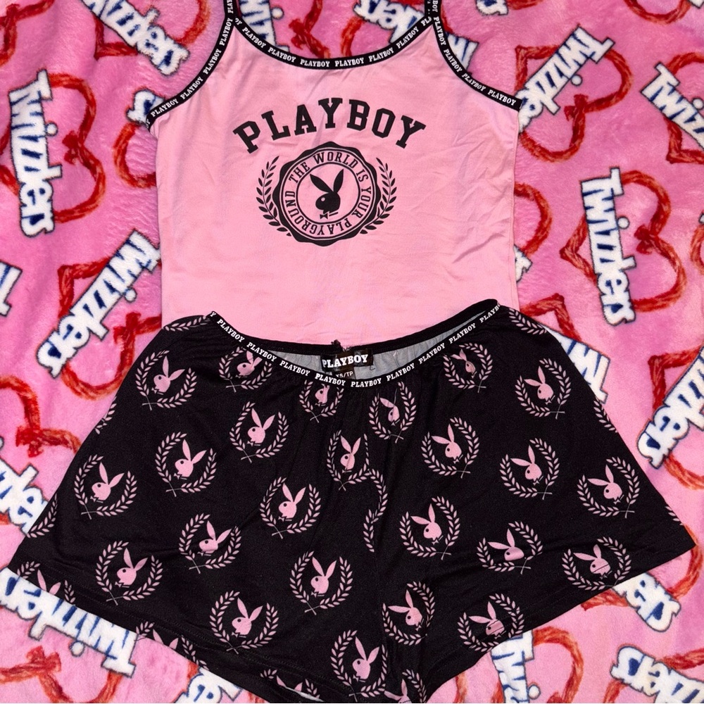 ⭐️SOLD⭐️ Playboy Bunny Pink & Black PJ Lounge Set 💖